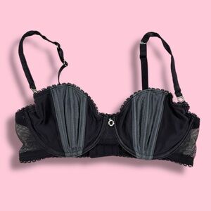 Elle Mcpherson Underwire Lined Balconette Bra Size 34D Silk Blend Boned Amy